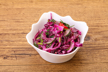 Pickled red cabbage with herbs