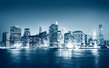 Obraz premium A view of New York city at night time
