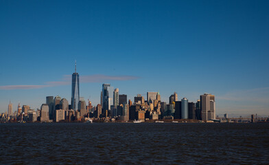 Obraz premium Manhattan Skyline from Ellis Island