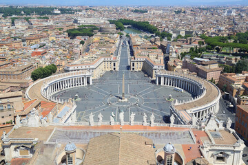 Fototapeta premium Мiew from the top of the cathedral of st peter. Saint Peter's Square. Italy
