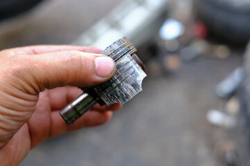 Damage of the piston of a motorcycle motorcycle.