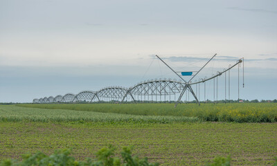 Pivot тype sprinkler irrigation system