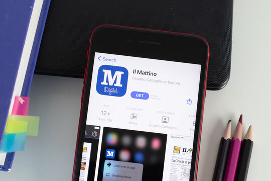 New York, USA - 1 June 2021: Il Mattino mobile app logo on phone screen, close-up icon, Illustrative Editorial.