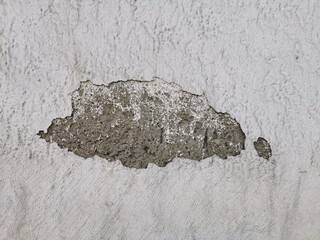 Abgepelte Wand