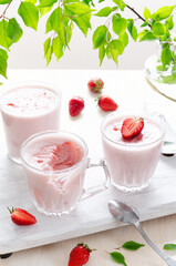 Simple Strawberry Parfait