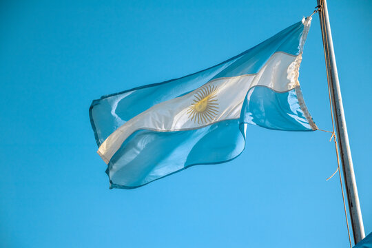 Bandera Argentina Flameando
