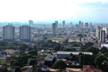 Vista aérea da cidade de Taubaté