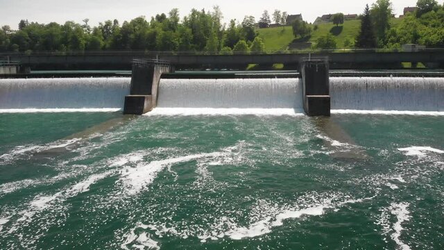Kraftwerk Rheinau in der Schweiz