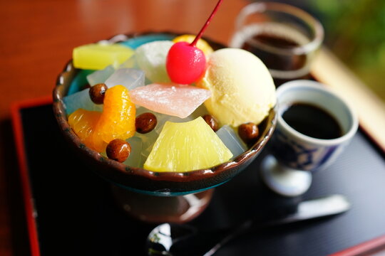 Ice Cream Mitsumame, Japanese sweets - クリーム みつ豆 和菓子	