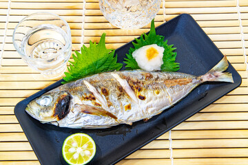 アジの塩焼き