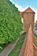 Brama Grudziądzka, także Bramka dawniej Grubieńska – zachowana brama miejska Chełmna z XIII wieku, Polska - obrazy, fototapety, plakaty