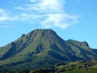 Montagne pelée volcan actif en Martinique