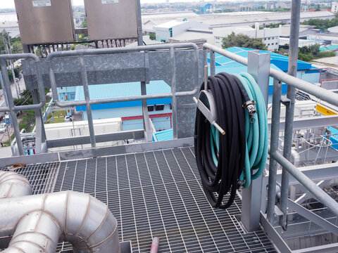 Rubber tube was provide for clean equipment in power plant which popular in industrial zone.