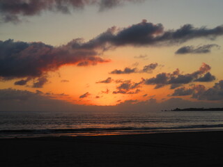 atardecer en la playa de matanchen en Nayarit