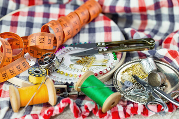 Handicraft items, threads, sewing needles.