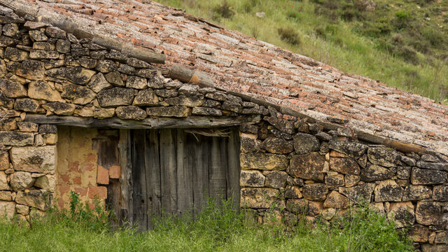 trastero de aperos rural