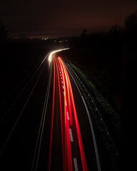 Lichtstreifen auf Autobahn