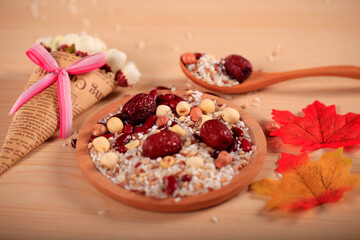 Cereal grains , seeds, beans