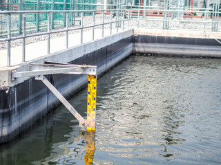 Level indicator by local type was installed in power plant for monitor level in pond.