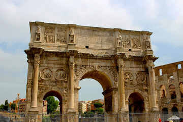 Fototapeta na wymiar イタリア ローマ コンスタンティヌスの凱旋門