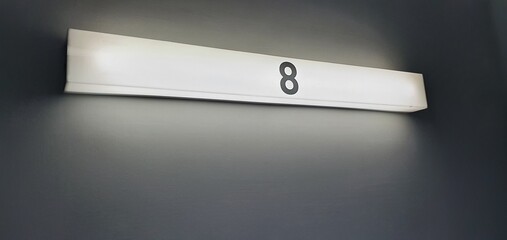 Number of floors on the building stairs : the 8th floor