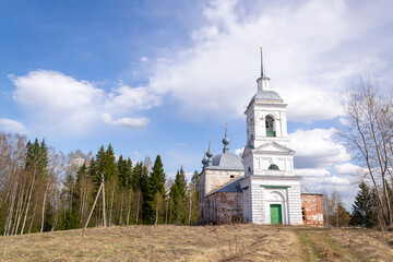 Fototapeta premium landscape ancient Orthodox church