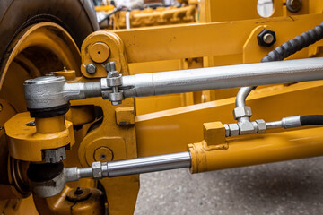 hydraulic cylinders and hydraulic system of a tractor