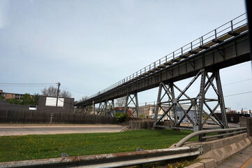 Obraz premium Elevated Train Track Bridge on Spring Day