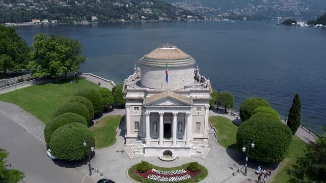lake como, building, como, european, museum, lombardy, lake, city, europe, italy, architecture, italian, outdoor, culture, neoclassical, temple, travel, green park, volta temple, voltiano, alessandro,