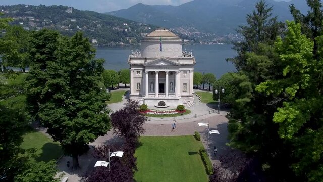 lake como, building, como, european, museum, lombardy, lake, city, europe, italy, architecture, italian, outdoor, culture, neoclassical, temple, travel, green park, volta temple, voltiano, alessandro,