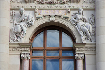 Obraz premium art gallery (Kunsthistorisches Museum) in vienna (austria)