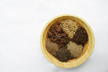 Various traditional herbal medicines, traditional ingredients 