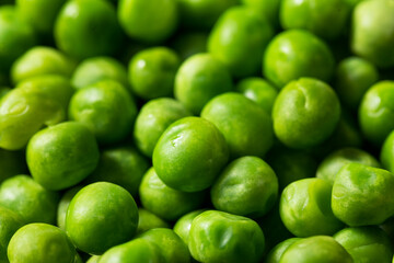 Raw Green Organic Sweet Peas