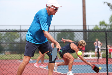 Pickleball forehands during open play