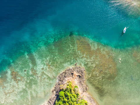 aerial views at islas secas, panama
