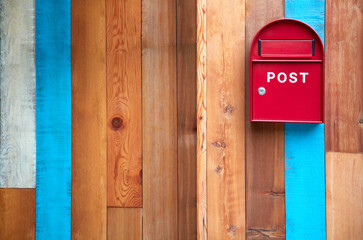 이쁜 벽걸이 우체통과 우편함