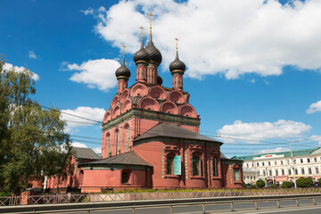 Fototapeta na wymiar Epiphany Church in Yaroslavl, a monument of the 17th century. Golden Ring, Russia