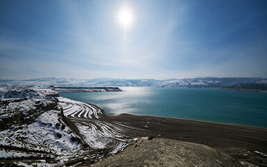 Fototapeta na wymiar Chirkei reservoir on the Sulak river, Republic of Dagestan, Russia