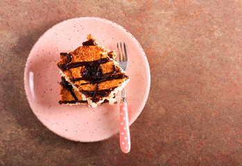 Coconut and jam macaroon traybake slices