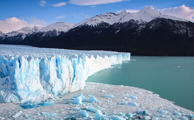 glacier and montains