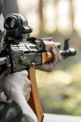 Shooter aiming ak, Avtomat Kalashnikova