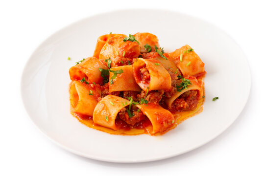 Piatto di mezzi paccheri con sugo di salsiccia, Cucina Italiana 