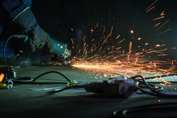 Repair grinding  storage tank bottom plate