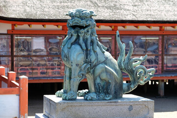 安芸の宮島　厳島神社の狛犬