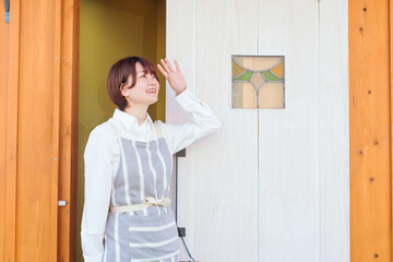 カフェ・飲食店・レストラン・雑貨屋などの従業員・オーナー
