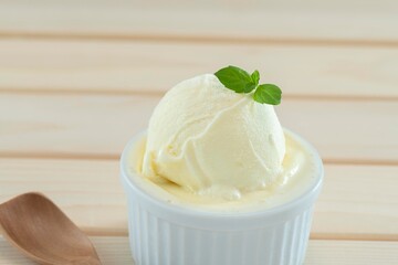 新鮮な牛乳から作られる甘くて美味しいアイスクリーム