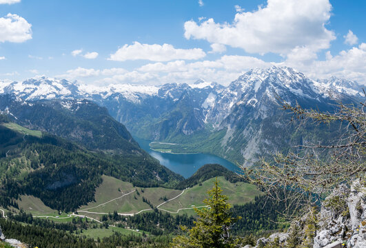 View from the Jenner observation deck on K&ouml;nigssee