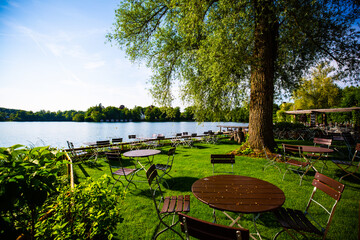 Biergarten am Weßlinger See, idylischer Biergarten