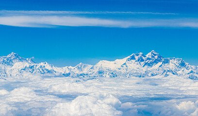 Mount Everest in Himalaya. 8848 m highest mountain on earth. - obrazy, fototapety, plakaty