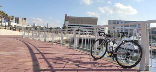 Fototapeta na wymiar Bike at park near a waterfront